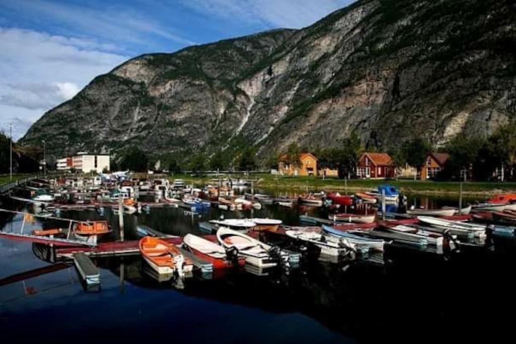 Kvammehuset Pa Gamle Laerdalsoyri Villa Eksteriør bilde