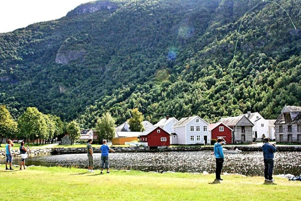 Kvammehuset Pa Gamle Laerdalsoyri Villa Eksteriør bilde