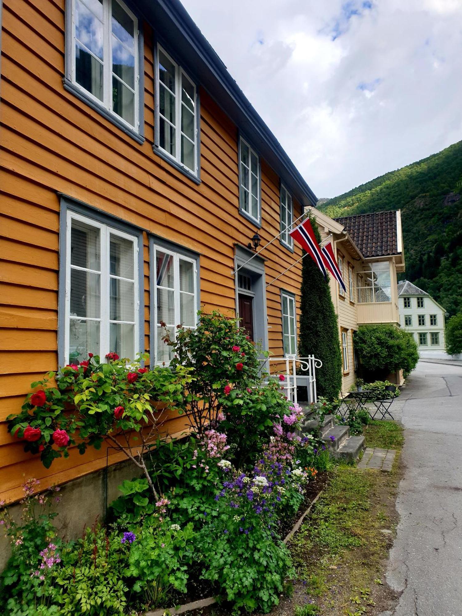Kvammehuset Pa Gamle Laerdalsoyri Villa Eksteriør bilde